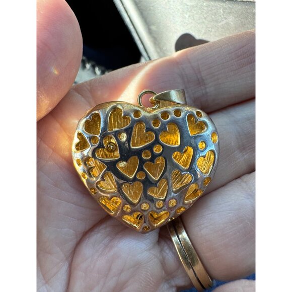 Juicy Couture Gold Tone Pave Crystal Heart Charm Pendant Openwork Hearts Logo - Picture 6 of 7